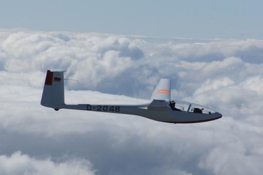 116  UberDenWolkenMu  DieFreiheitWohlGrenzenlosSein