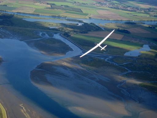 47  Nazomer wandelingetje met de KAC Ls6'en richting nederlandse kust